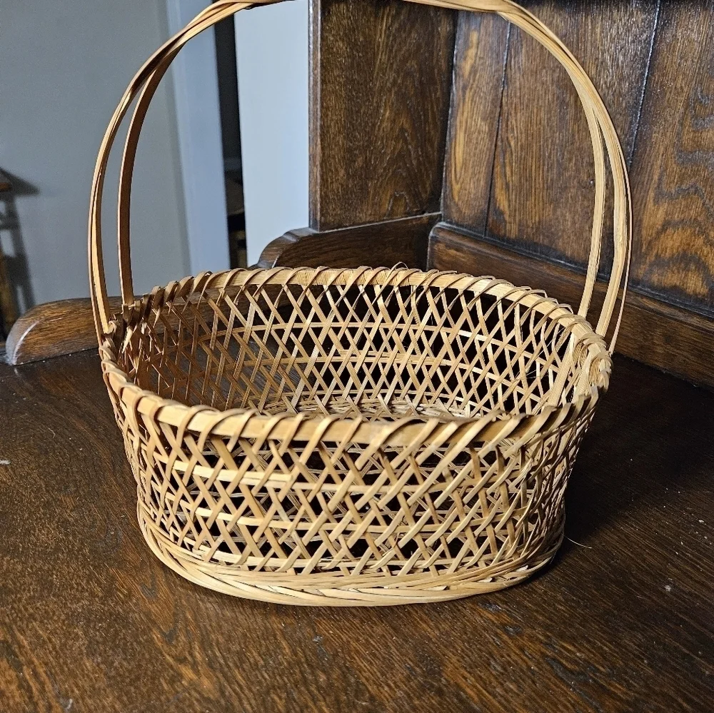Vintage woven wicker basket.